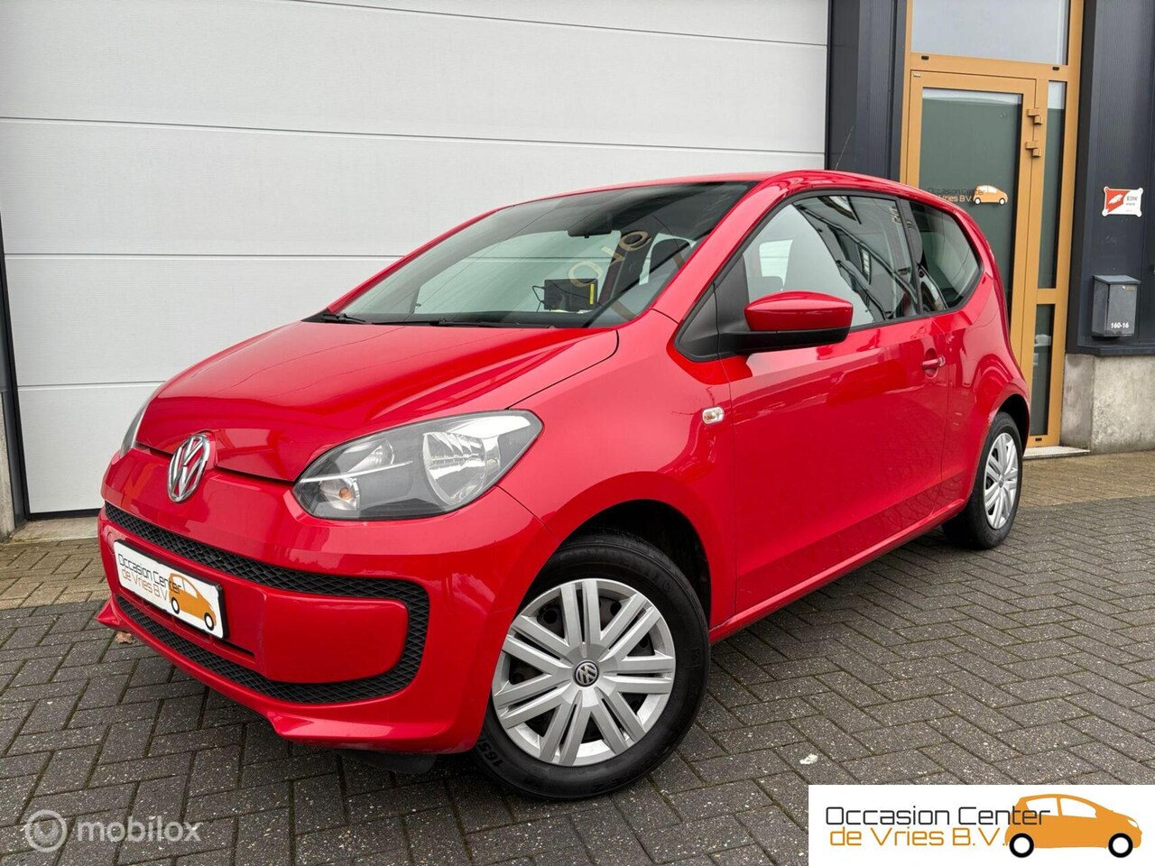 Volkswagen Up! - 1.0 move up! Navi/Carplay Bluetooth NieuweAPK - AutoWereld.nl