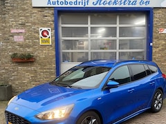 Ford Focus Wagon - 1.5 EcoBoost ST Line Business