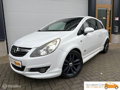 Opel Corsa - 1.4-16V OPC-Line 90pk AircoCruiseVelgenBluetooth