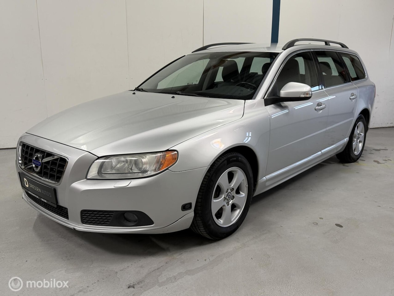 Volvo V70 - 2.5FT Momentum XENON - AutoWereld.nl