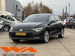 Volkswagen Golf - 1.4 eHybrid 204PK Style 18'inch-ACC-Memory