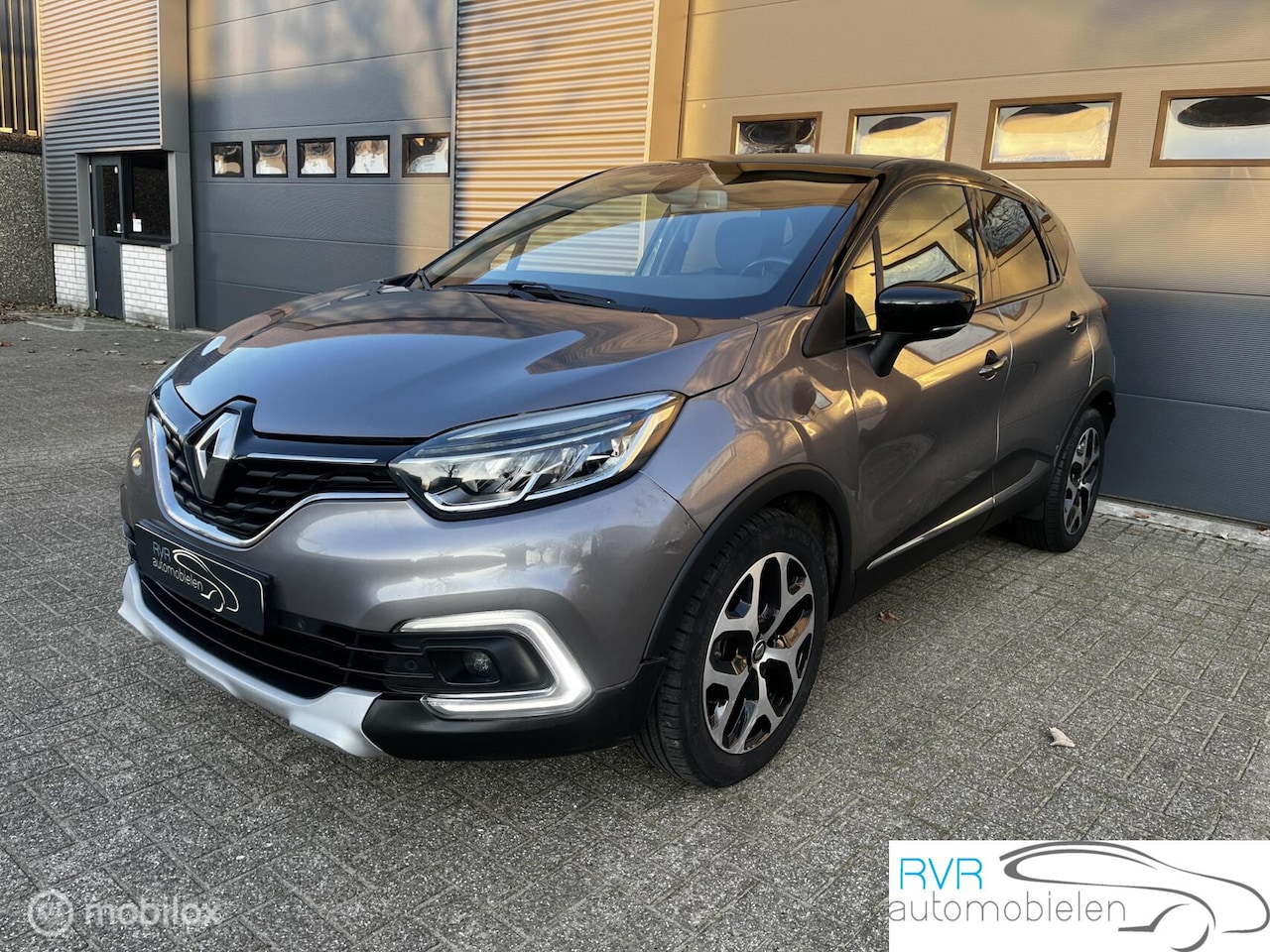 Renault Captur - 1.3 TCe AUTOMAAT/NAVI/CRUISE/CAMERA - AutoWereld.nl