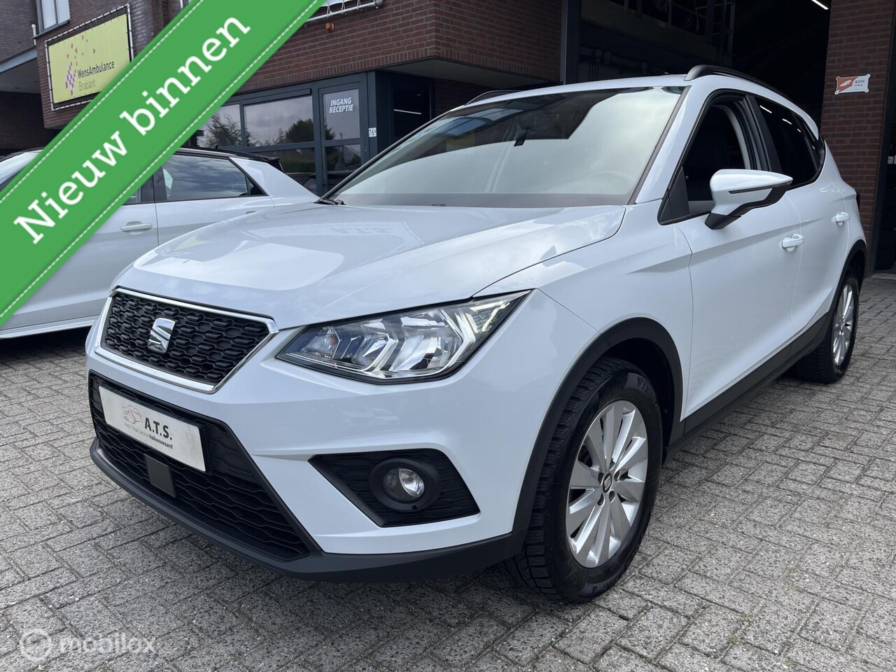 SEAT Arona - 1.0 TSI Style Business Intense Plus 1.0 TSI Style Business Intense Plus*NAVI*CRUISE* - AutoWereld.nl