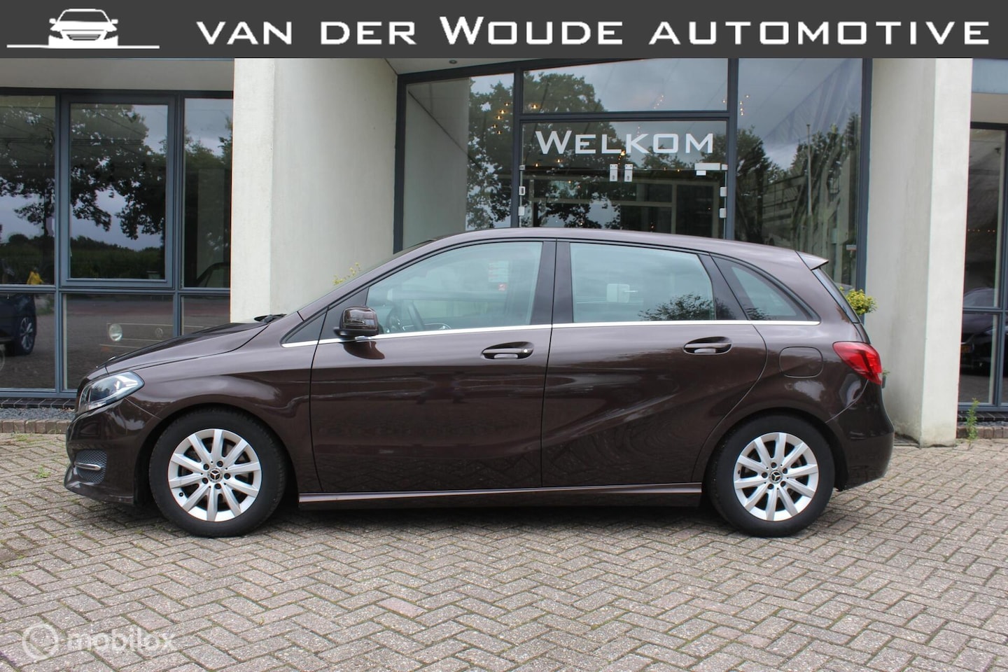 Mercedes-Benz B-klasse - 180 Business Solution|Automaat| Trekhaak - AutoWereld.nl