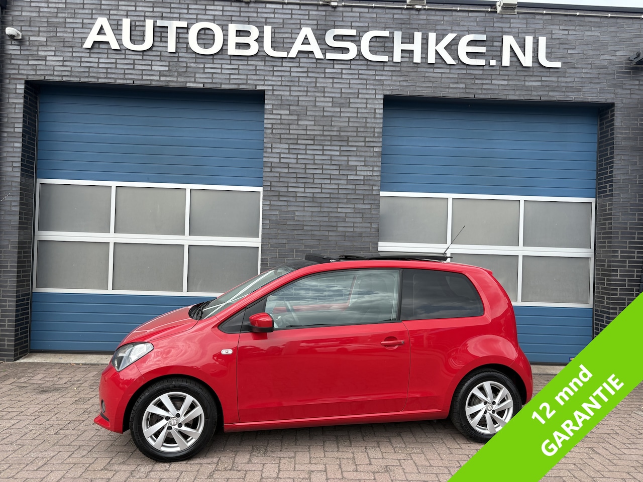 SEAT Mii - 1.0 Style Chic 1.0 Style Chic, pano/schuifdak, airco, navi/cruise/lmv - AutoWereld.nl