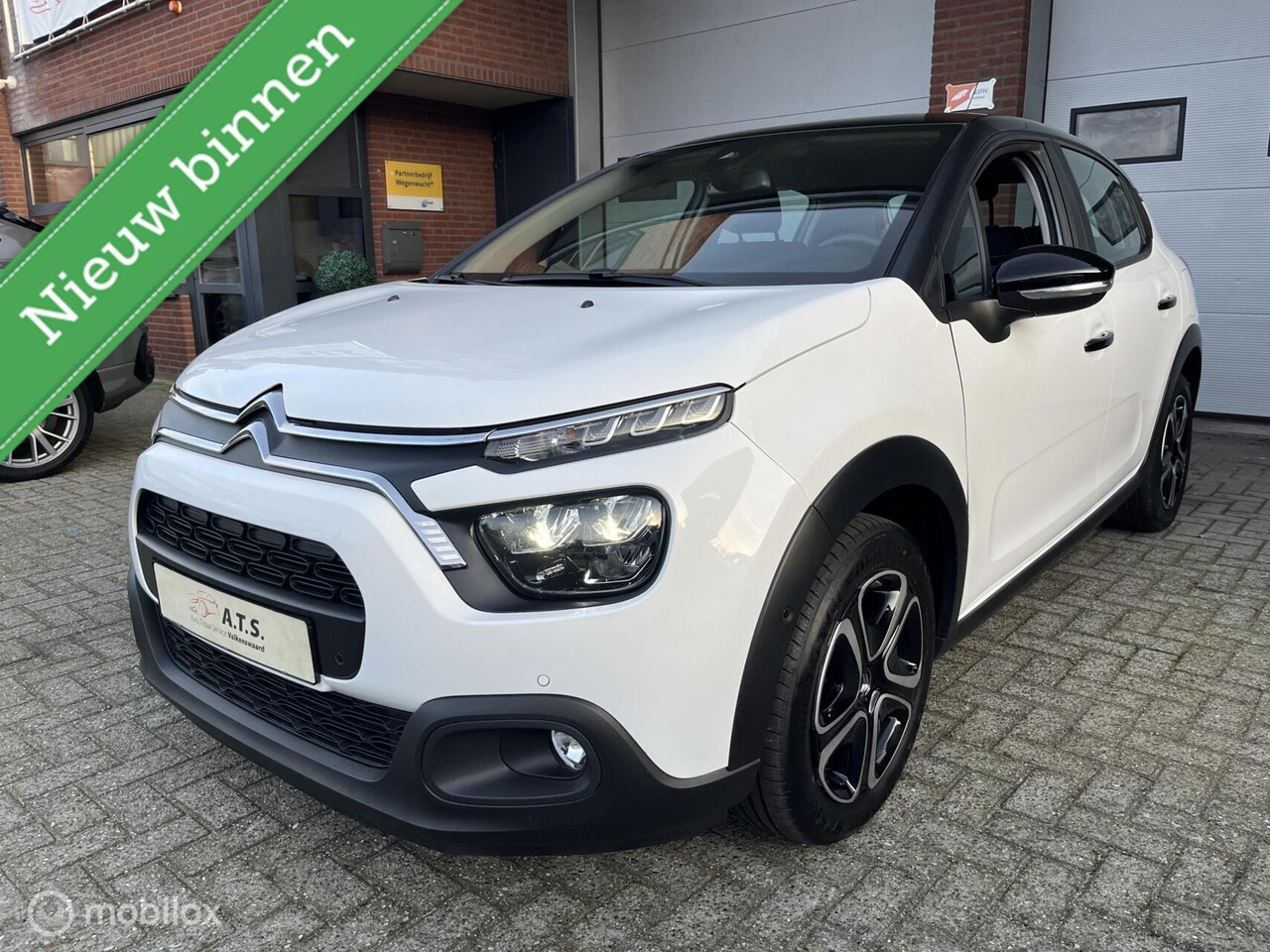 Citroën C3 - 1.2 PureTech Shine LED*CAMERA*CRUISE*NAVI*PDC* - AutoWereld.nl