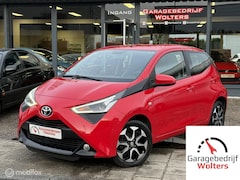 Toyota Aygo - 1.0 VVT-i x-play CAMERA CARPLAY LED NW APK