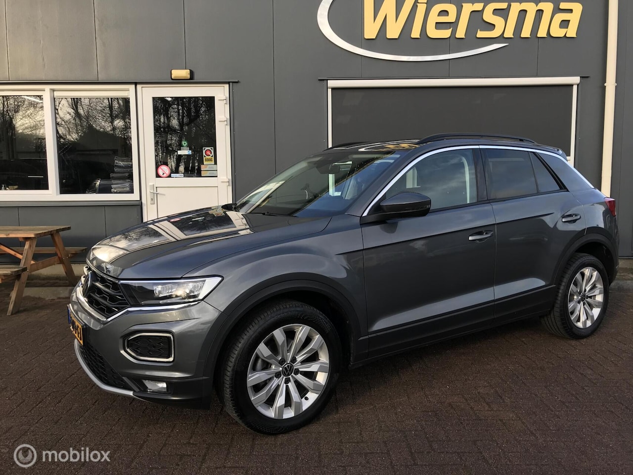 Volkswagen T-Roc - 1.0 TSI Style panoramadak, camera - AutoWereld.nl