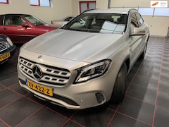 Mercedes-Benz GLA-Klasse - 180 Business Solution AMG