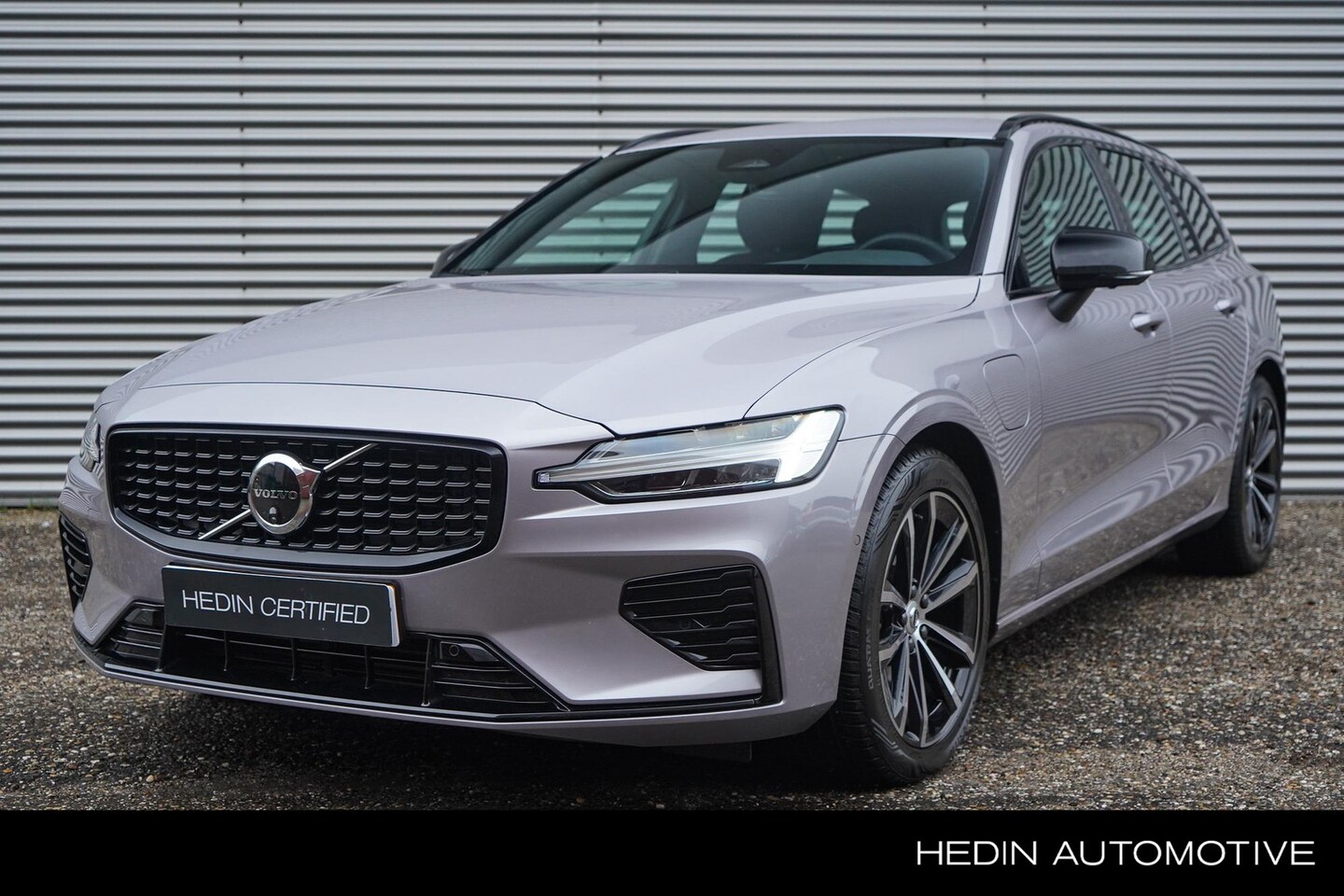 Volvo V60 - T6 Plug-in hybrid AWD Plus Dark | Trekhaak | Harman/Kardon Audio | 360 camera | Stoel + st - AutoWereld.nl