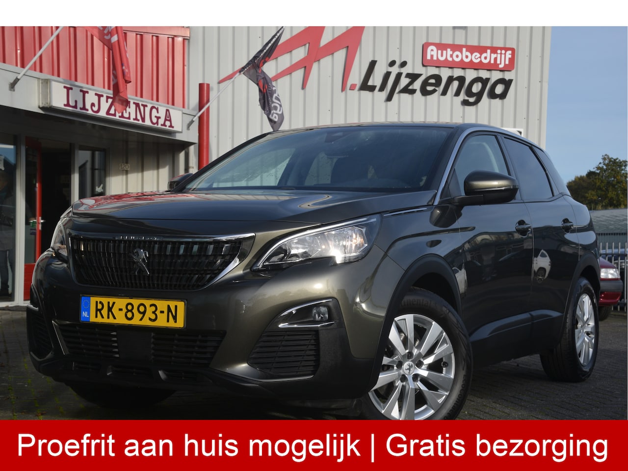 Peugeot 3008 - 1.2 PureTech Blue Lease Executive Revisiemotor + Nw. koppeling | Carplay | PDC | LMV | Blu - AutoWereld.nl