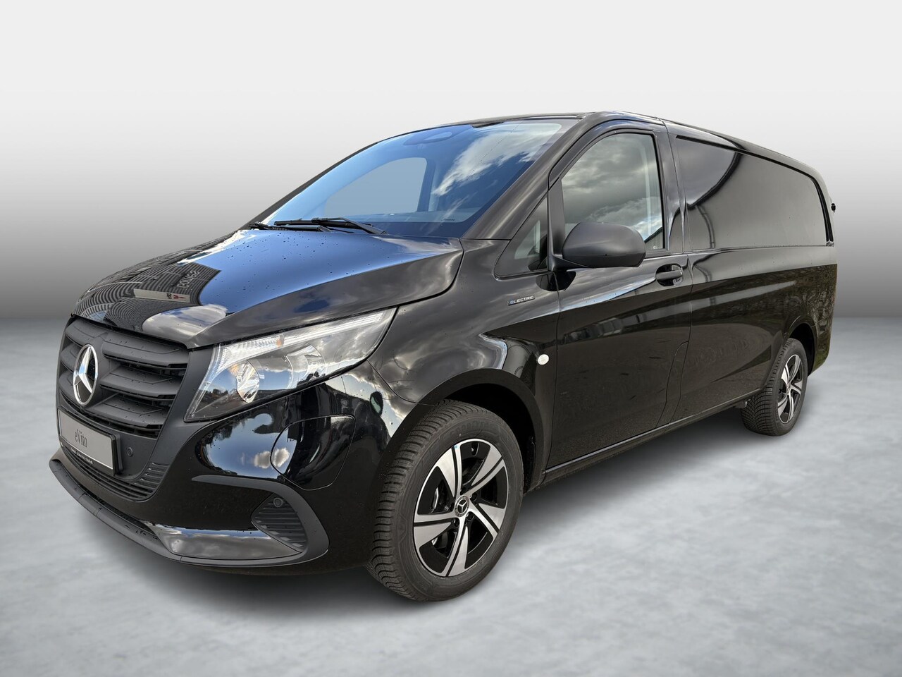 Mercedes-Benz eVito - eVito 112 L2 60 kWh Mercedes-Benz eVito eVito 112 L2 66 kWh - AutoWereld.nl