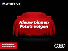 Audi A4 Avant - 35 TFSI S edition Competition / Achteruitrijcamera / 18 Inch / virtual cockpit plus / Trek
