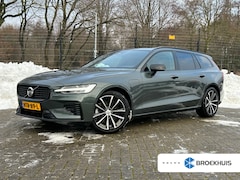 Volvo V60 - 2.0 T6 Plug-in hybrid AWD Plus Dark | Forest Lake | 360 camera | Trekhaak | All-seasons |