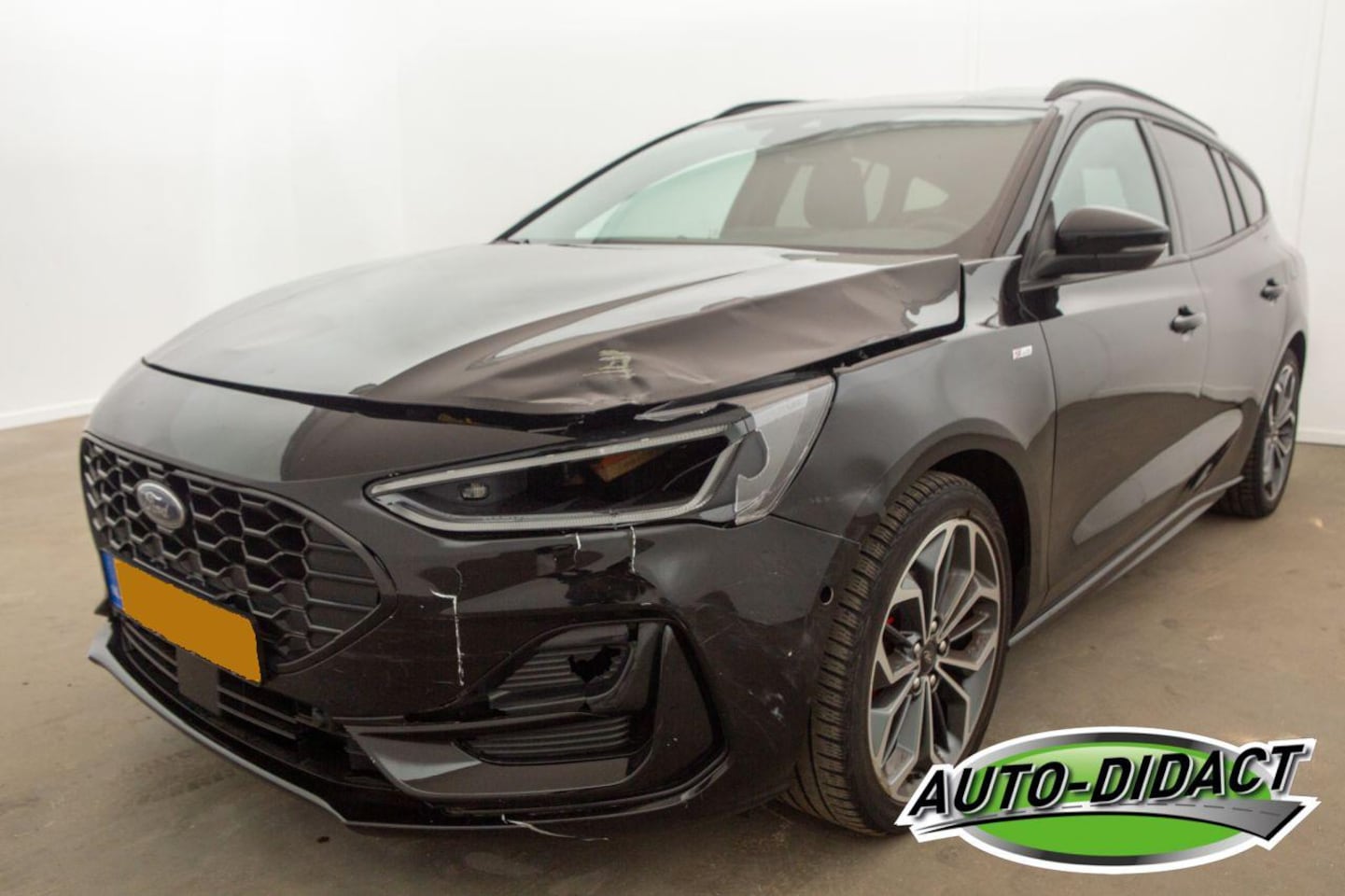 Ford Focus Wagon - 1.0 EcoBoost Hybrid ST Line X 1.0 EcoBoost Hybrid ST Line X Navi Camera - AutoWereld.nl