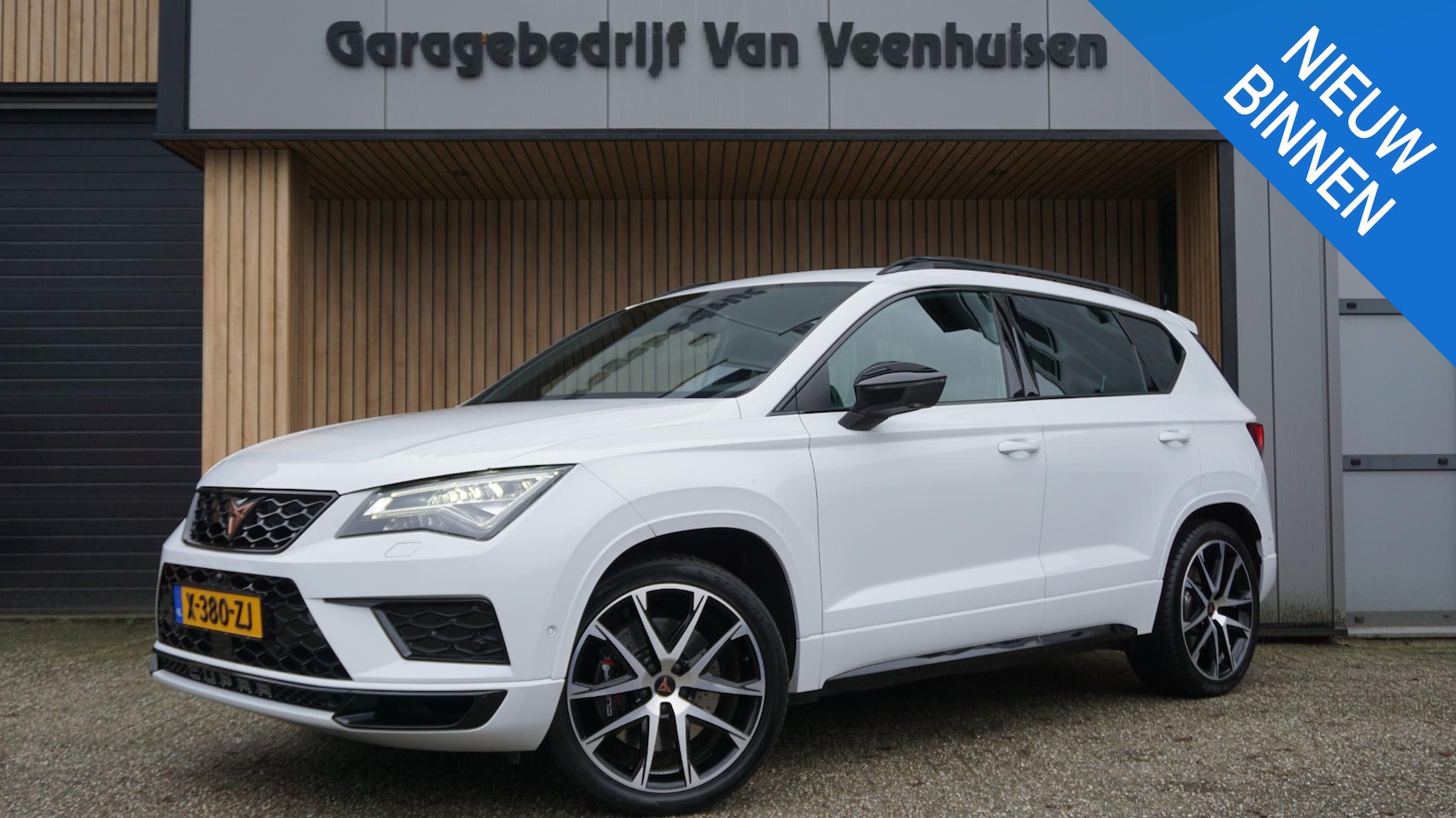 CUPRA Ateca - 2.0 TSI 300pk 4DRIVE Pano.Dak 360-View *Black Optik* Beats Sfeerverlichting Trekhaak 19inc - AutoWereld.nl