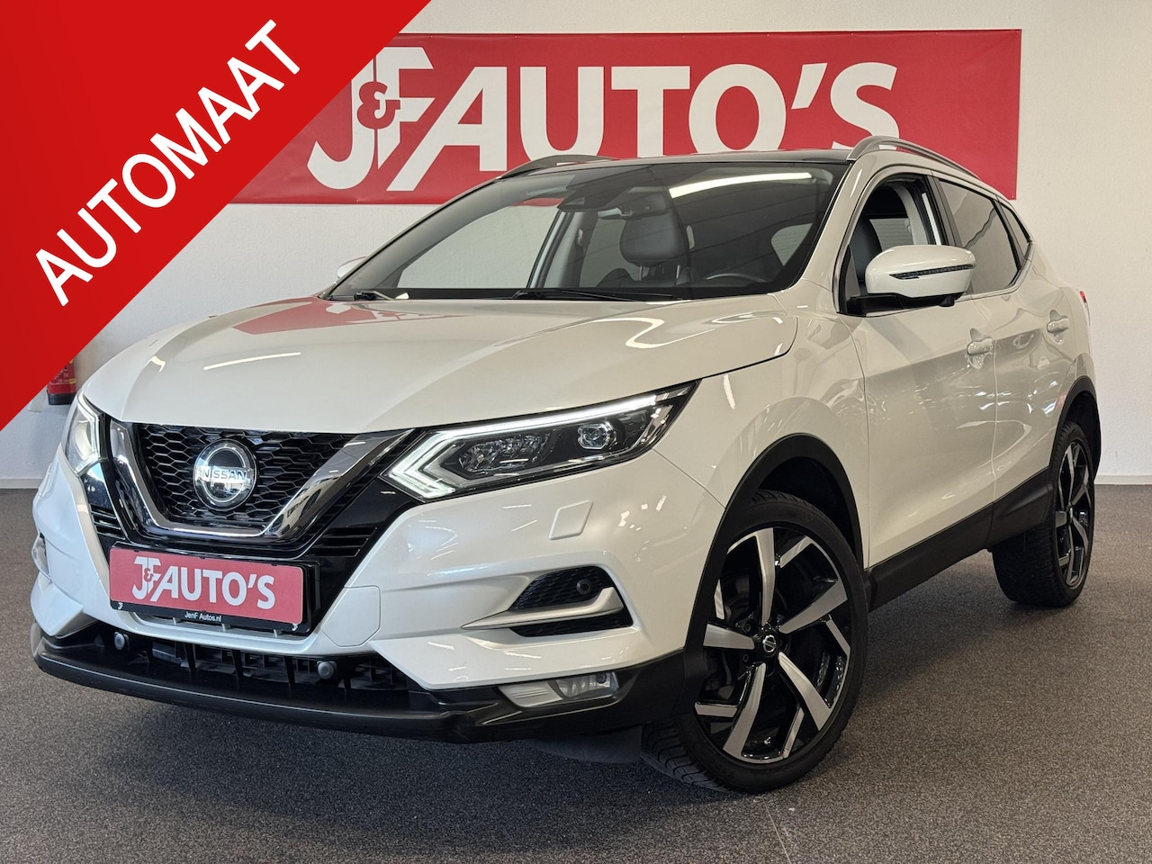Nissan Qashqai - 1.3 DIG-T Tekna NAVIGATIE/CAMERA, PANORAMA, LEER, - AutoWereld.nl