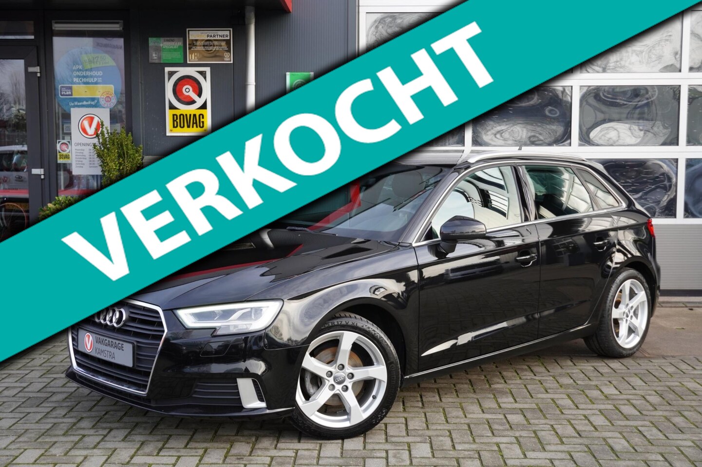 Audi A3 Sportback - 1.5 TFSI Sport Automaat/Navi/PDC/Camera - AutoWereld.nl
