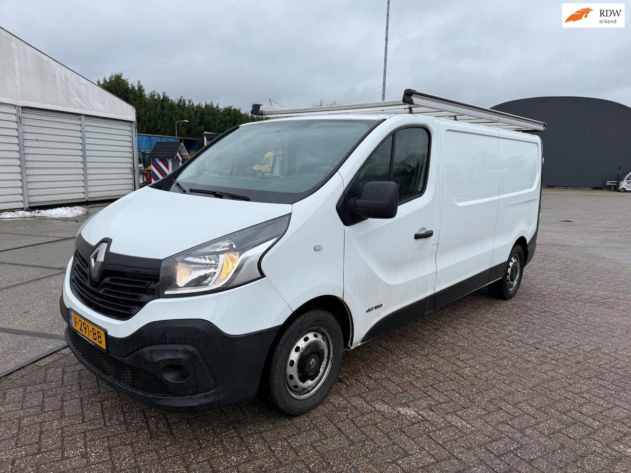 Renault Trafic - 1.6 dCi T29 L2H1 Luxe Euro 6 ! - AutoWereld.nl