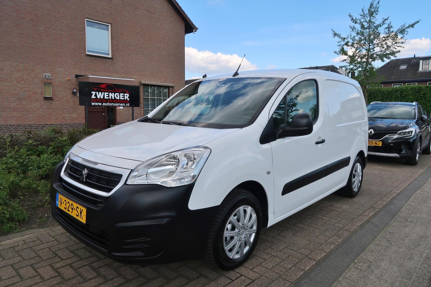 Peugeot Partner - bestel 1.6 BlueHDi NAVIGATIE|TREKHAAK|KASTEN|CARPLAY|CRUISECONTROL|AIRCO|DAKDRAGERS - AutoWereld.nl