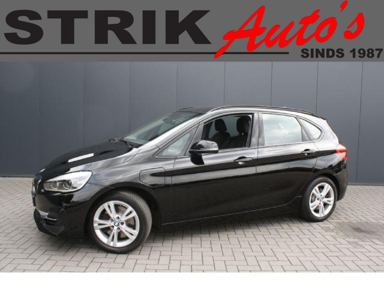 BMW 2-serie Active Tourer - TREKHAAK - NAVIGATIE- LEDER 225xe iPerformance High Executive - AutoWereld.nl