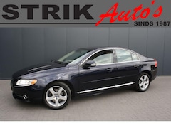 Volvo S80 - 2.4D Momentum - LEDER - NAVIGATIE - TREKHAAK