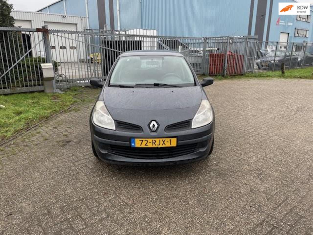 Renault Clio - 1.2-16V Authentique 1.2-16V Authentique - AutoWereld.nl