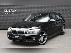 BMW 1-serie - 118i Executive Automaat 5 deurs / Navigatie / LED / 17 Inch / Climate Control / Bluetooth
