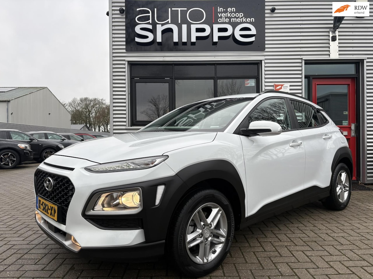 Hyundai Kona - 1.0 T-GDI Comfort -CLIMA-CRUISECONTROL-TREKHAAK-STOEL + STUURVERWARMING-DODE HOEK-KEYLESS- - AutoWereld.nl