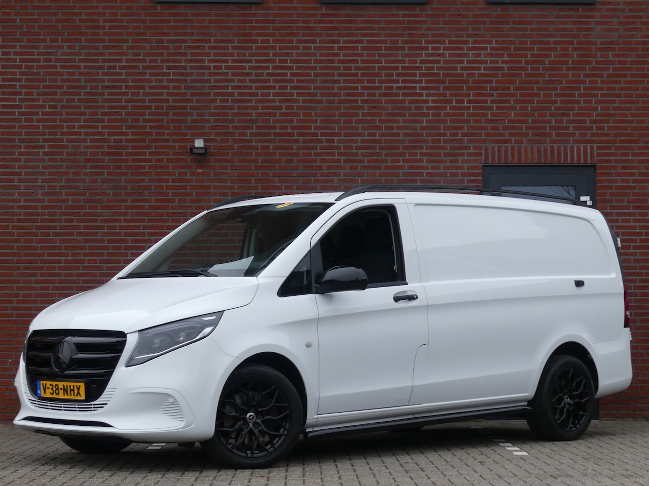 Mercedes-Benz Vito - 116 CDI Lang LED/Camera/Navigatie/Cruise control - AutoWereld.nl