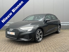 Audi A3 Sportback - 35 TDI S-Line Nieuw Staat 360 Camera / Elec. Stoelen / Key Less