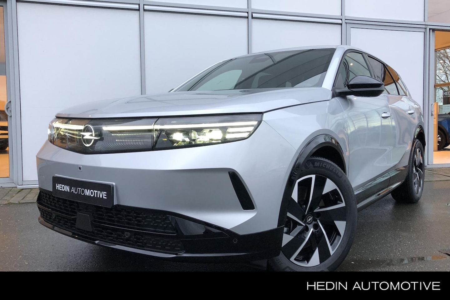 Opel Grandland Electric - Business Edition 73 kWh Navigatie | Climate Control | Achteruitrijcamera | LM-Velgen | - AutoWereld.nl