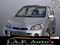 Daihatsu Young RV - 1.3-16V APK 5drs zuinig