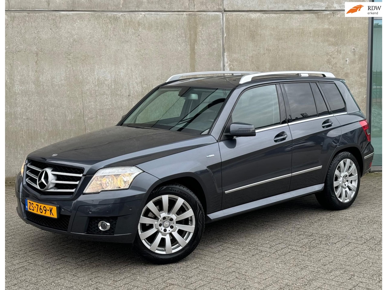 Mercedes-Benz GLK-klasse - 220 CDI 2.1 4MATIC AUT 2010 Grijs - AutoWereld.nl