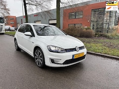 Volkswagen Golf - 1.4 TSI GTE