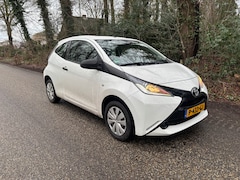 Toyota Aygo - 1.0 VVT-i I 2017 I 109DKM I Airco I 3-Drs