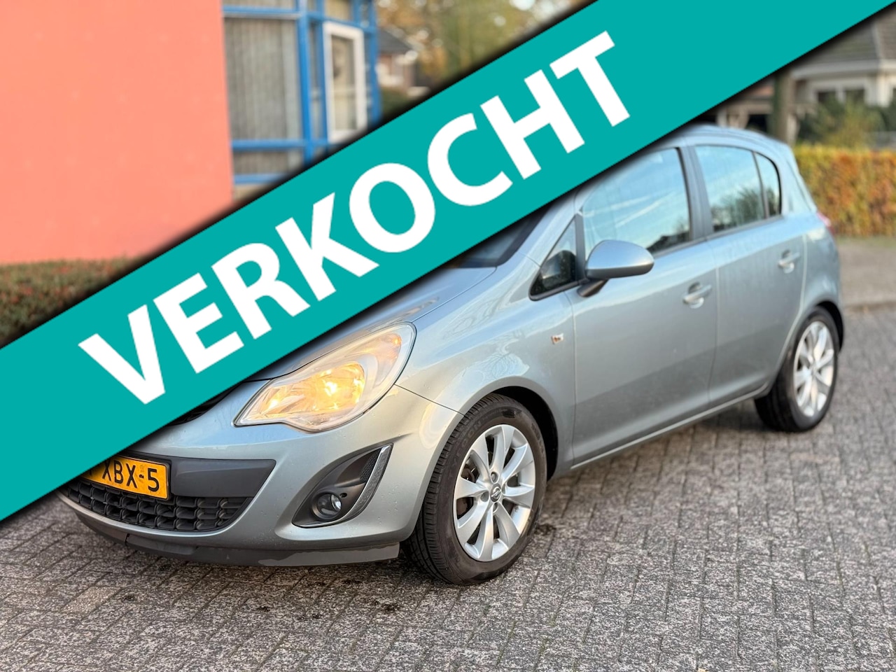 Opel Corsa - 1.4-16V Cosmo 1.4 -16V Cosmo - AutoWereld.nl