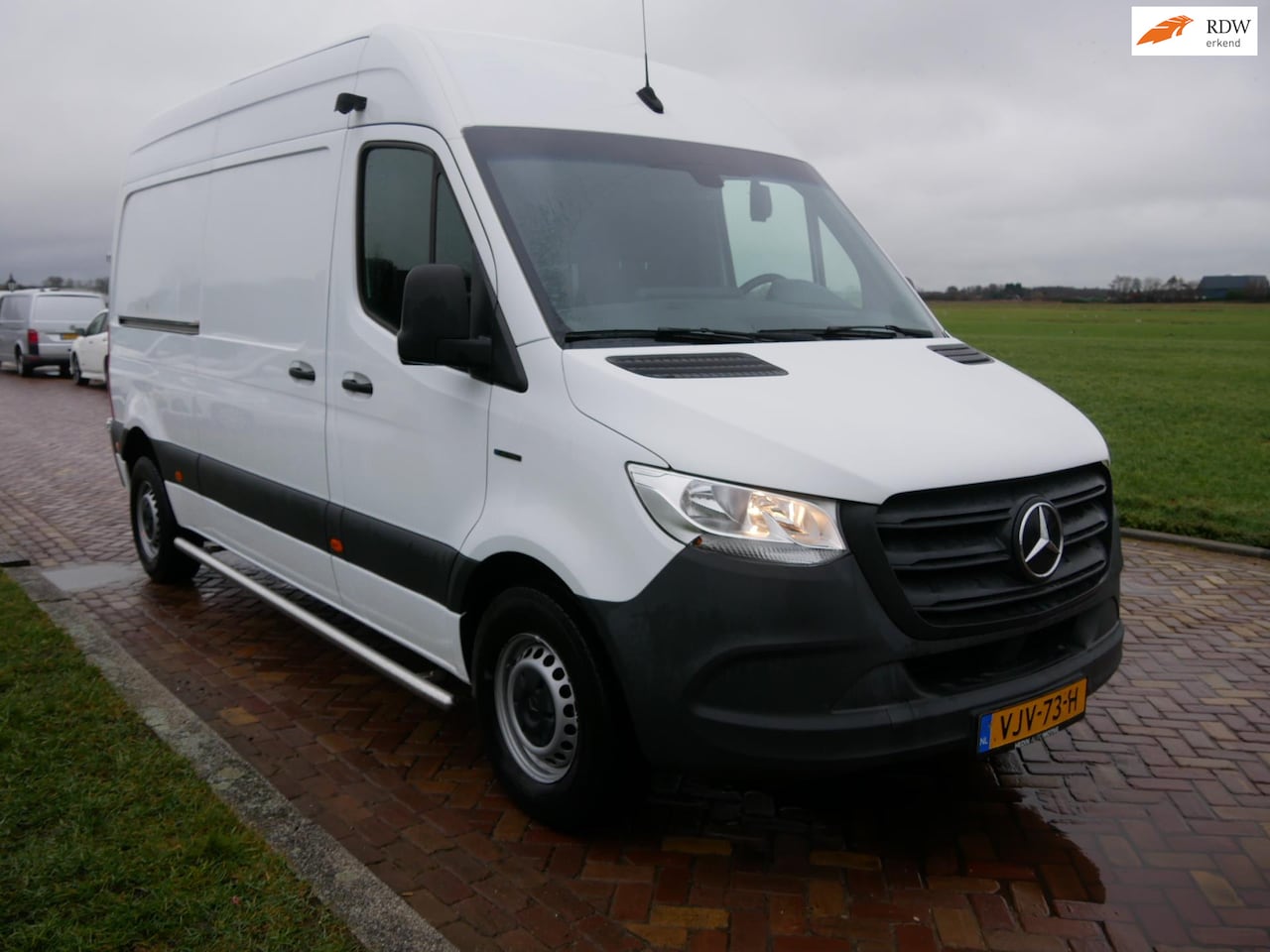 Mercedes-Benz eSprinter - ESprinter L2H2 55 kWh AC SHOH-92% ** 8999 EX BTW ** - AutoWereld.nl