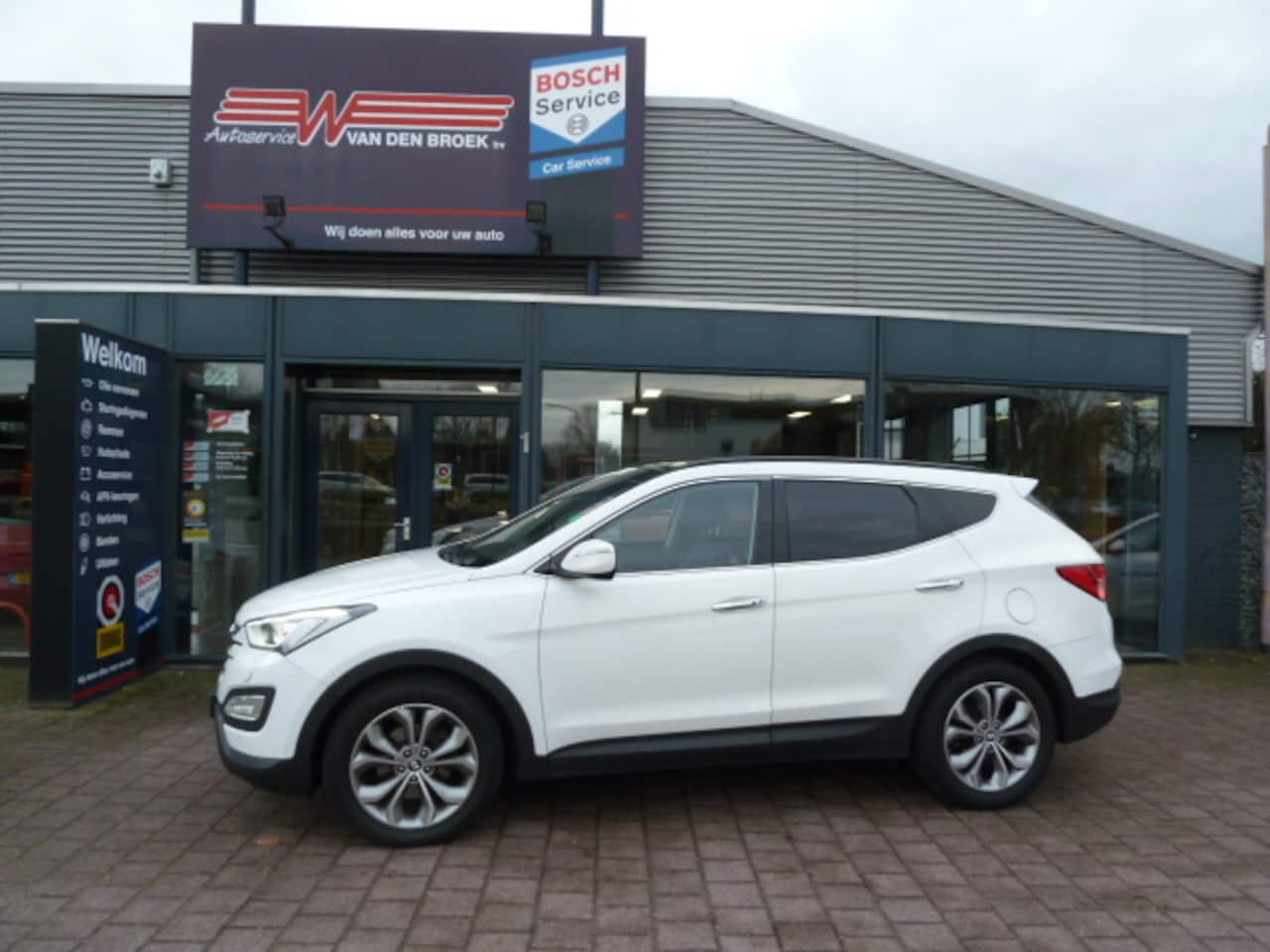 Hyundai Santa Fe - 2.2 CRDi VGT 197pk 4WD 5-seater Aut.-I-MOTION - AutoWereld.nl