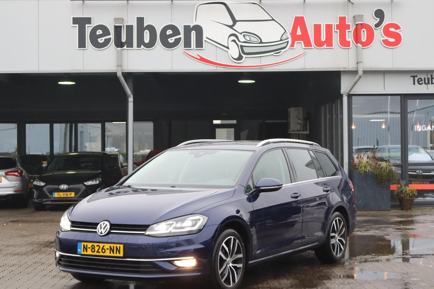 Volkswagen Golf Variant - 1.5 TSI Highline Business R Apple Carplay, Automaat, Camera, Climate control, Virtual Cock - AutoWereld.nl