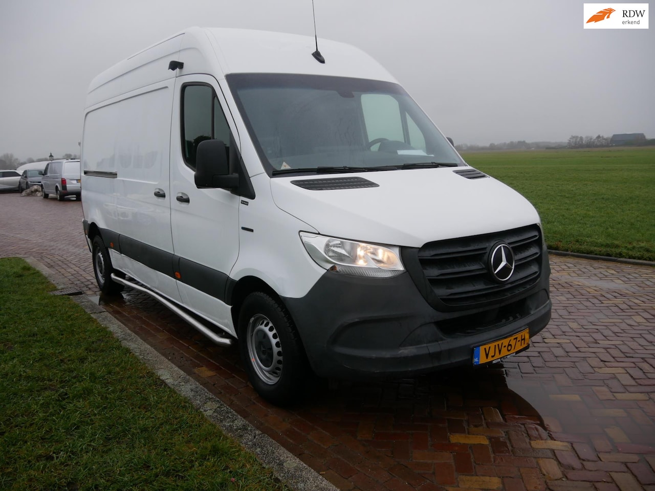 Mercedes-Benz eSprinter - E-Sprinter L2H2 55 kWh AC SOH-93% ** 9499 EX BTW ** - AutoWereld.nl