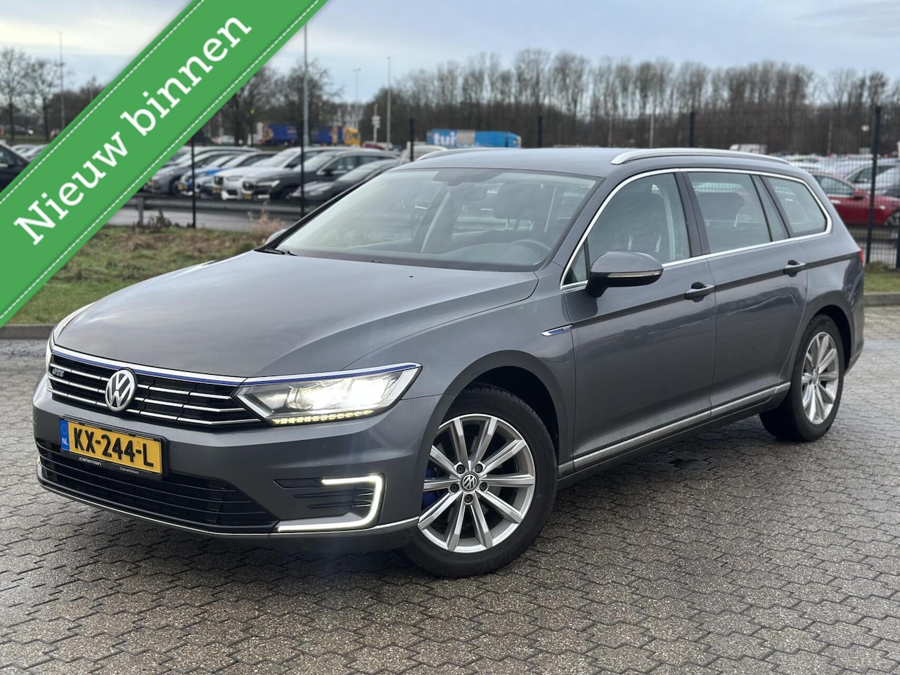 Volkswagen Passat Variant - 1.4 TSI GTE Connected Series 1.4 TSI GTE Connected Series - AutoWereld.nl