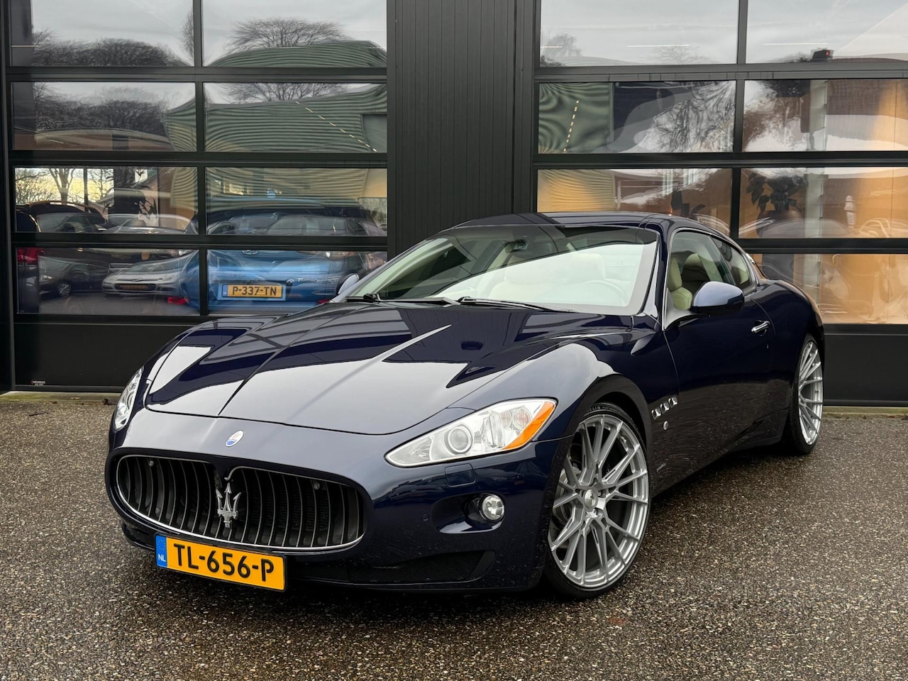 Maserati GranTurismo - 4.7 S V8 Blu Oceano - Topstaat - 2013 - AutoWereld.nl