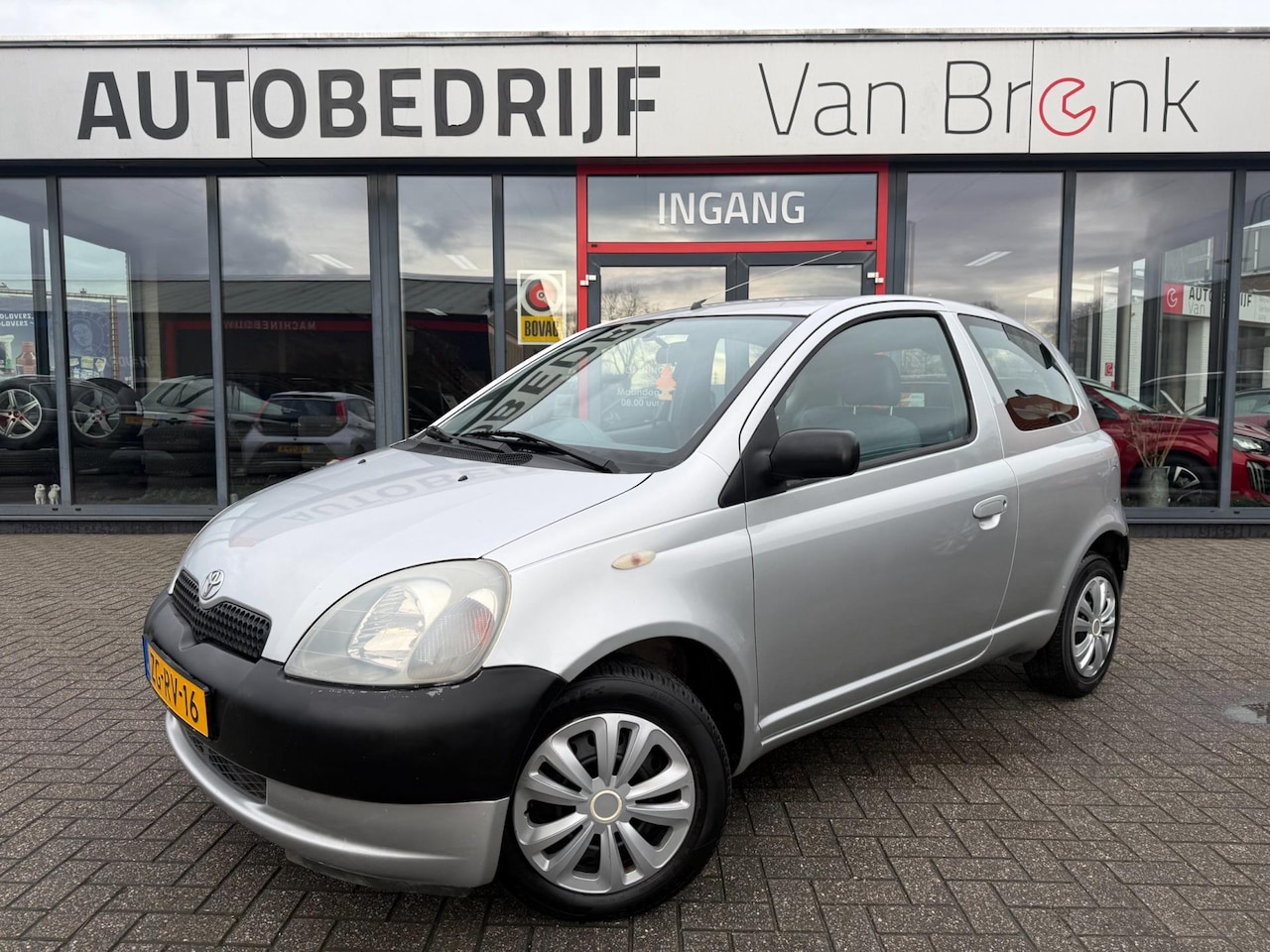 Toyota Yaris - 1.0-16V VVT-i Terra | NAP | NIEUWE APK 01-2027 - AutoWereld.nl