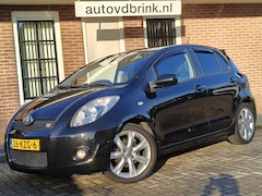Toyota Yaris - 1.3 VVTi Aspiration, TREKHAAK / LEDEREN BEKLEDING
