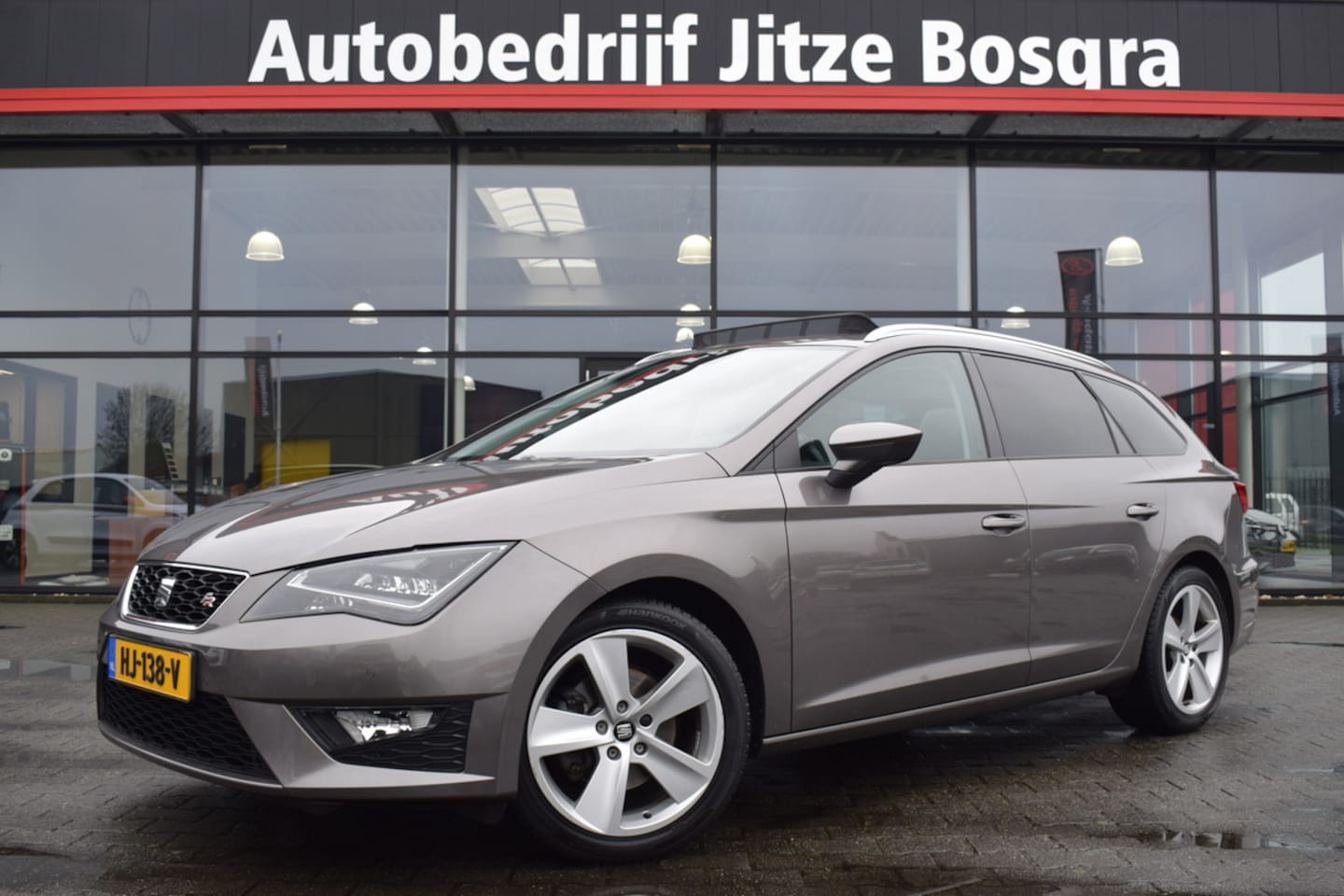 SEAT Leon ST - 1.4 TSi FR Connect LED | Panoramadak | Leder/Alcantara | Carplay | Seat Sound | Sportstoel - AutoWereld.nl