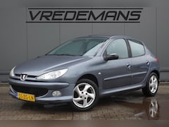 Peugeot 206 - 1.4 Forever (Nieuwe distributieset)