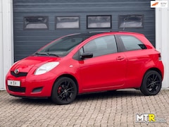 Toyota Yaris - 1.0 VVTi Acces APK 11-2026