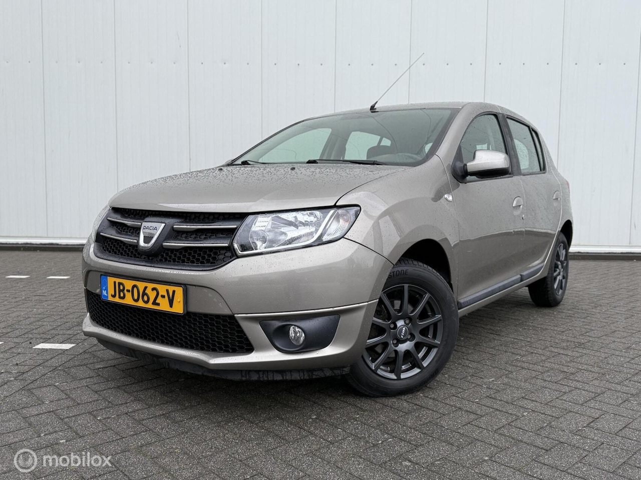 Dacia Sandero - 0.9 TCe Lauréate|Airco|Cruise|Camera|E-ramen| - AutoWereld.nl