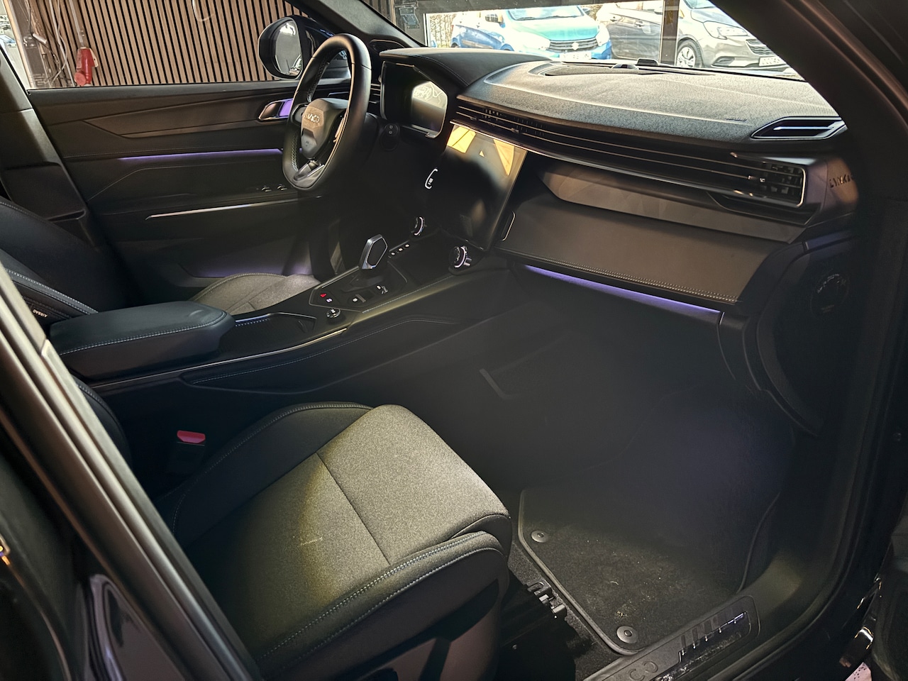 Lynk & Co 01 - 1.5 Phev | Pano. Adaptief. 20inch. Etc.